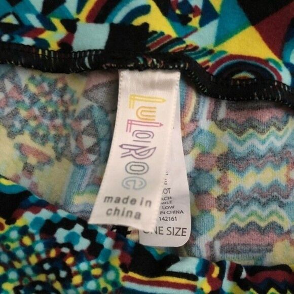 LuLaRoe Geometric Green Cozy Leggings - Picture 6 of 6